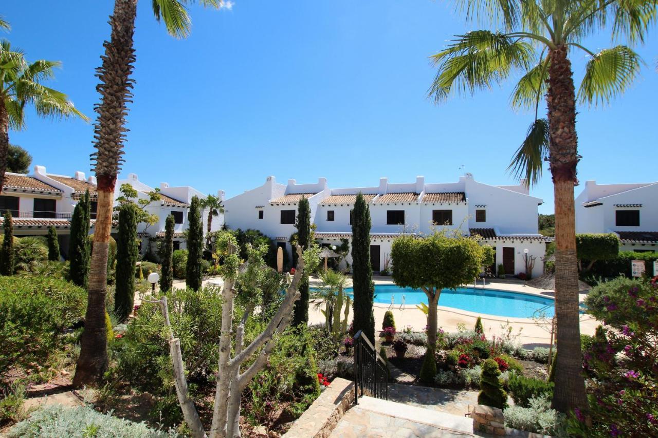 Adosado en Los Angius, con piscina comunitaria Dehesa de Campoamor  Exterior foto