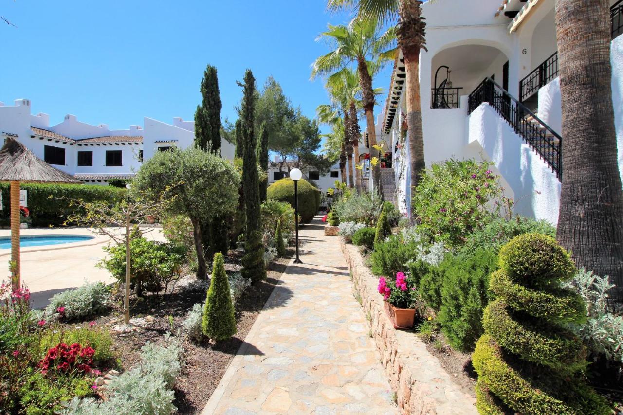Adosado en Los Angius, con piscina comunitaria Dehesa de Campoamor  Exterior foto